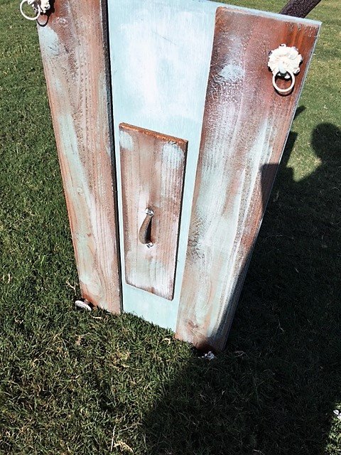 table with annie sloan chalk paint