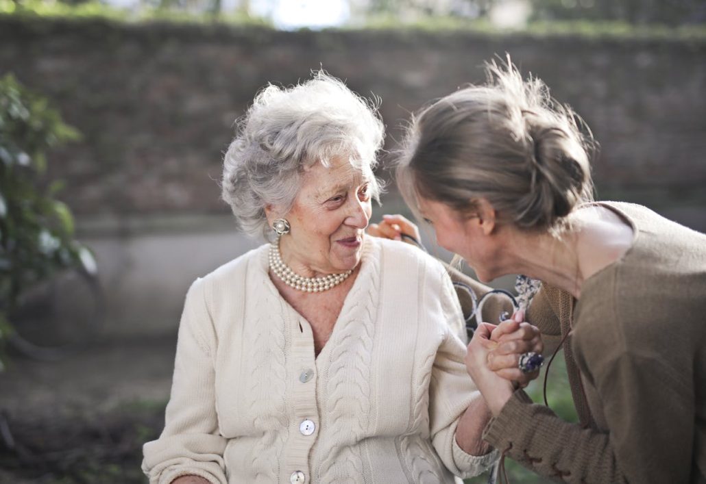 Supporting Elderly Loved Ones With Declining Health
